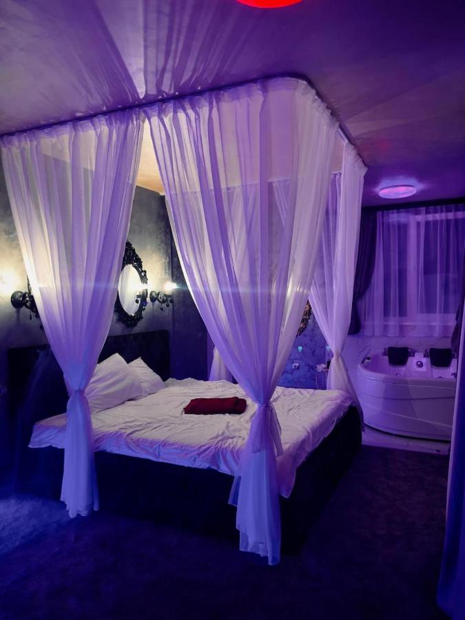 La Protap Calimanesti Hotel Ngoại thất bức ảnh