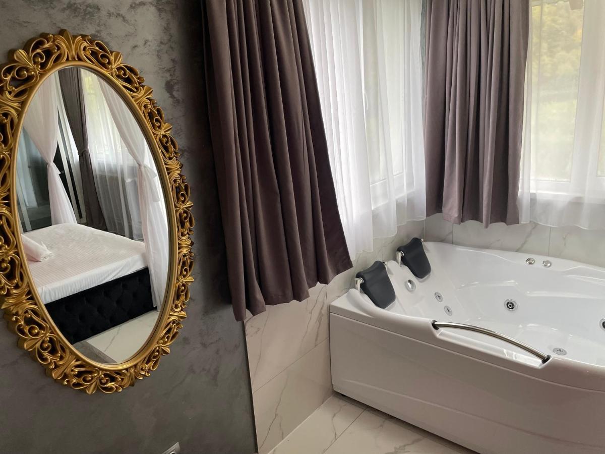 La Protap Calimanesti Hotel Ngoại thất bức ảnh
