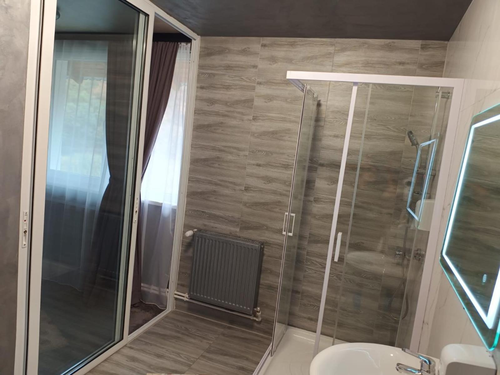 La Protap Calimanesti Hotel Ngoại thất bức ảnh