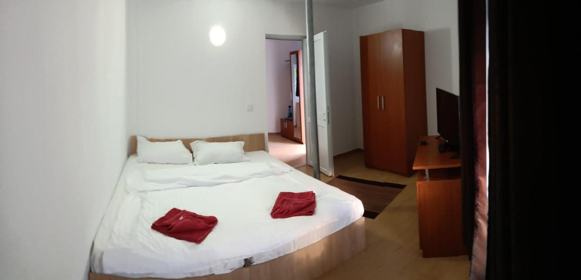 La Protap Calimanesti Hotel Ngoại thất bức ảnh